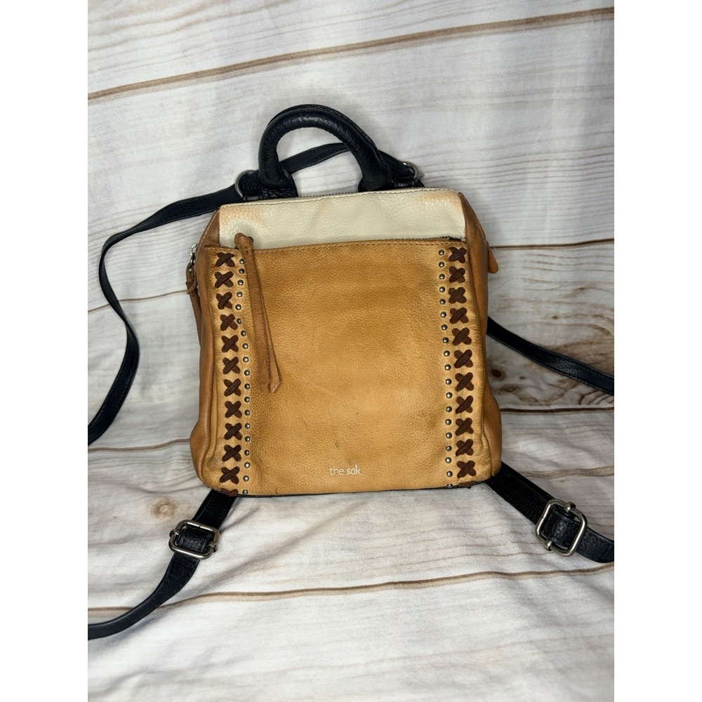 The Sak Backpack Womens Convertible Leather Tan Black Suede Studded‎ Crossbody